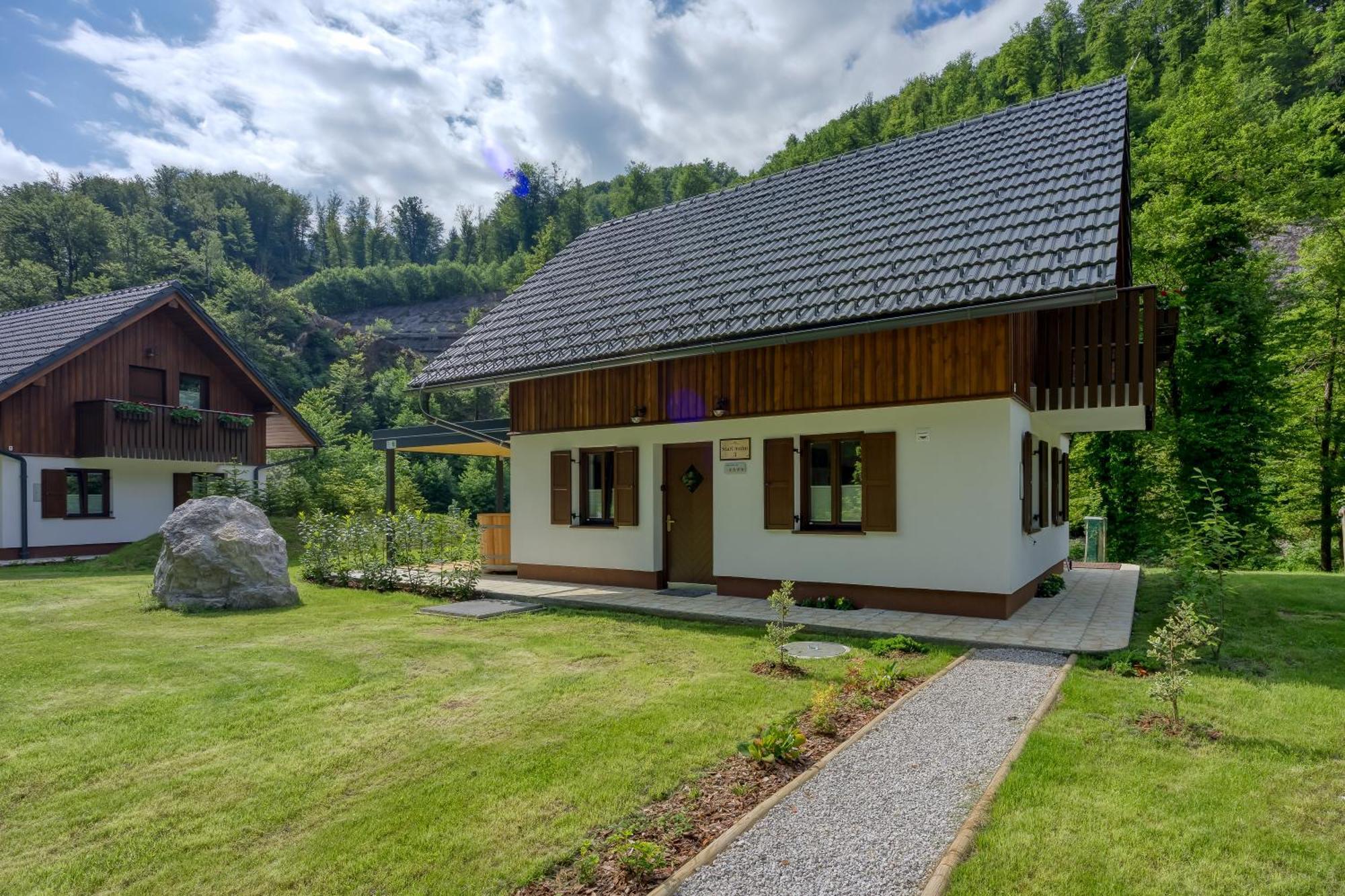 Resort Stari Malni, Osilnica - Vacation Houses Stari Malni Pokoj fotografie