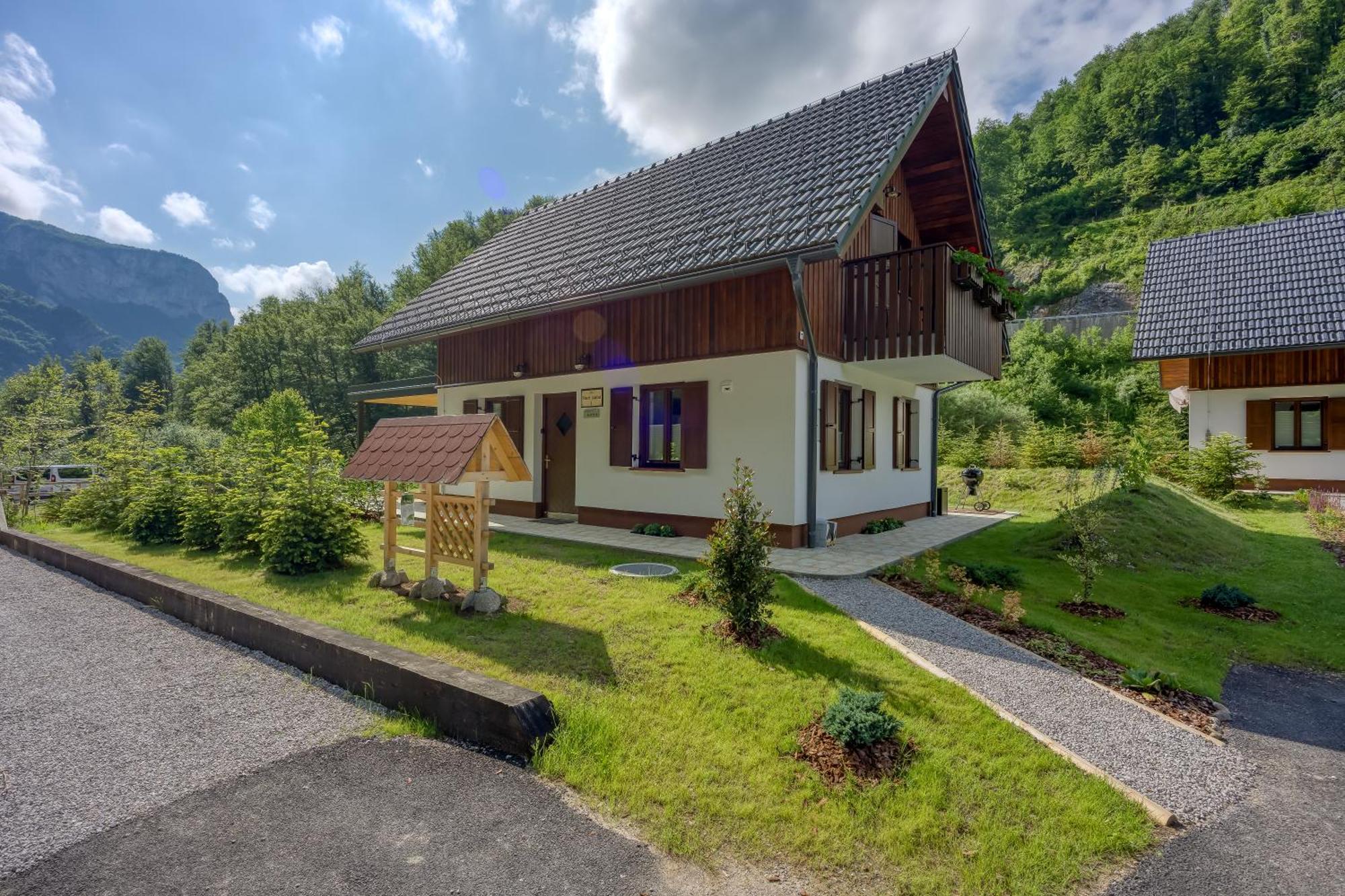 Resort Stari Malni, Osilnica - Vacation Houses Stari Malni Pokoj fotografie